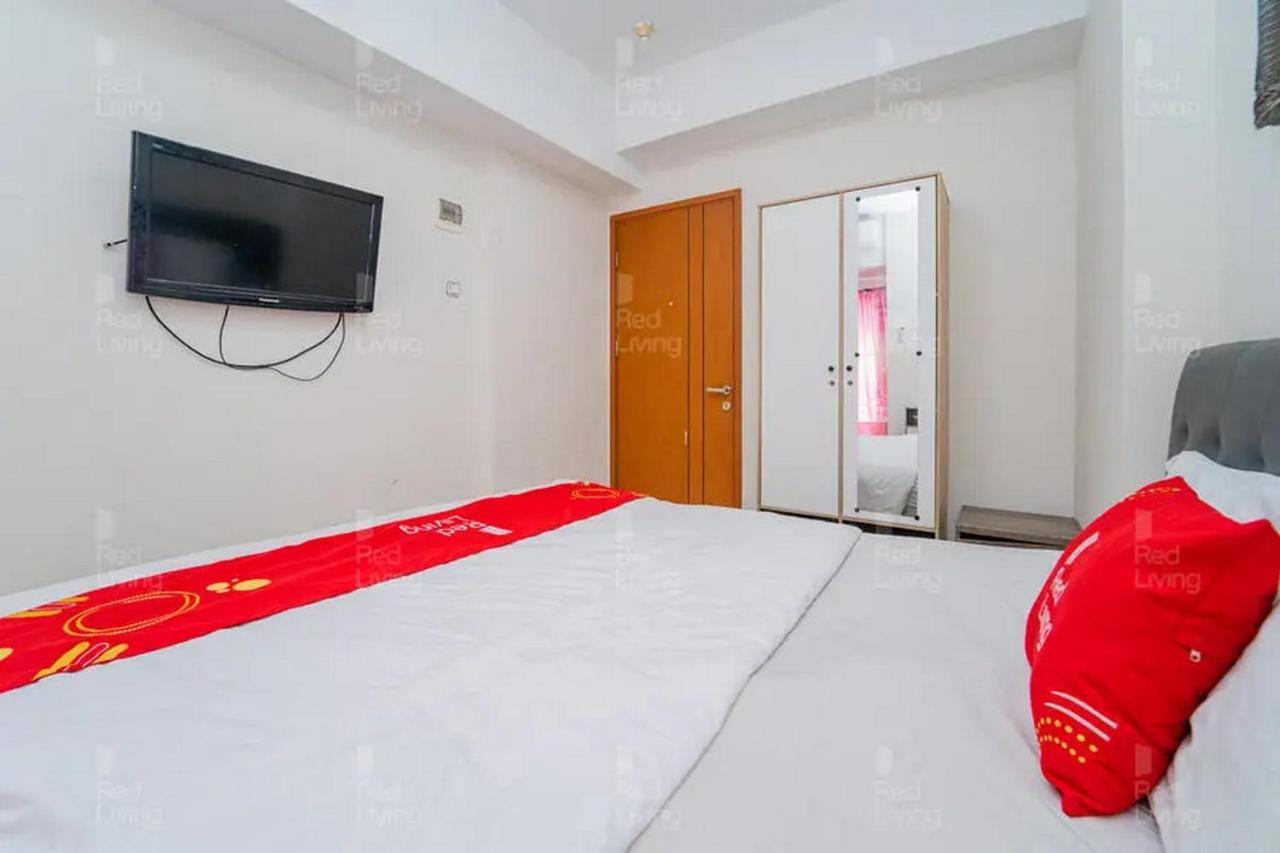 Redliving Apartemen Green Lake View Cimanggis - Win Property Depok Exterior photo